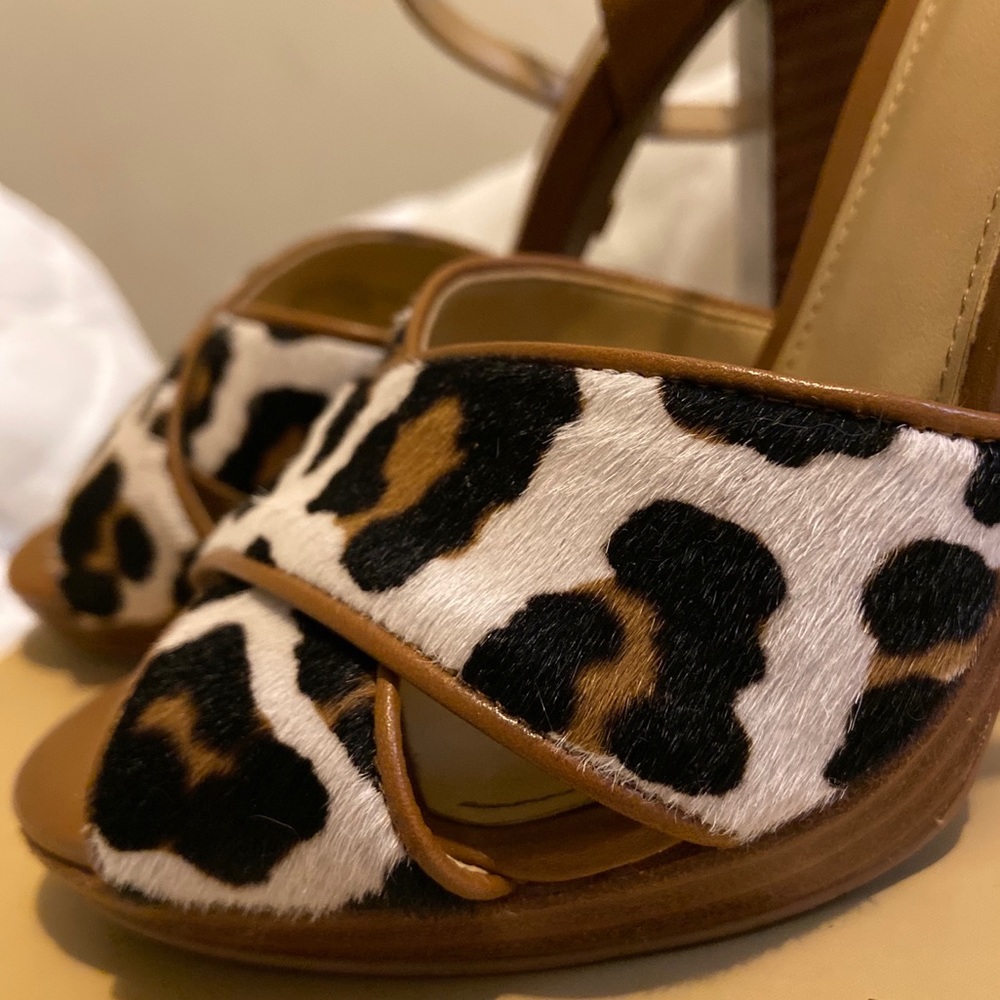 Michael Kors Alexia Platform Printed Hair Calf - Picture 7 of 8